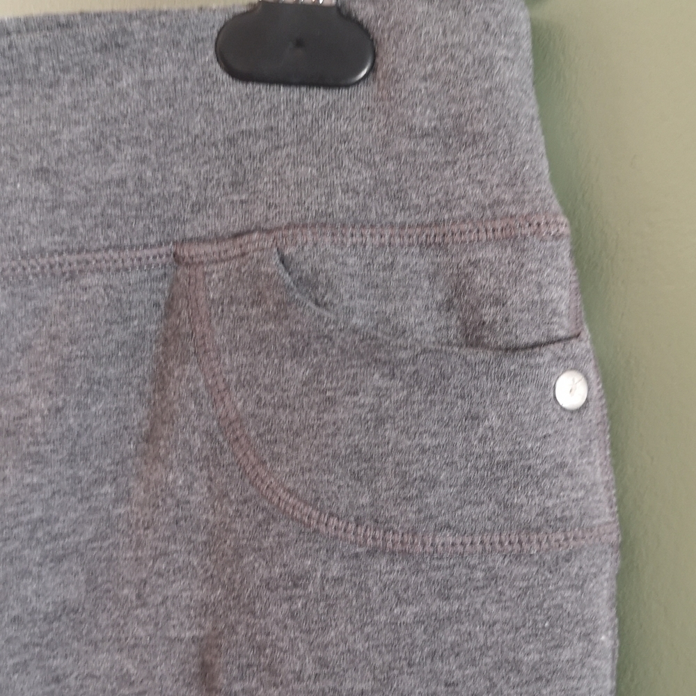 Danskin Cropped Slit Back Work Out Leggings Size Small Grey - Picture 3 of 7